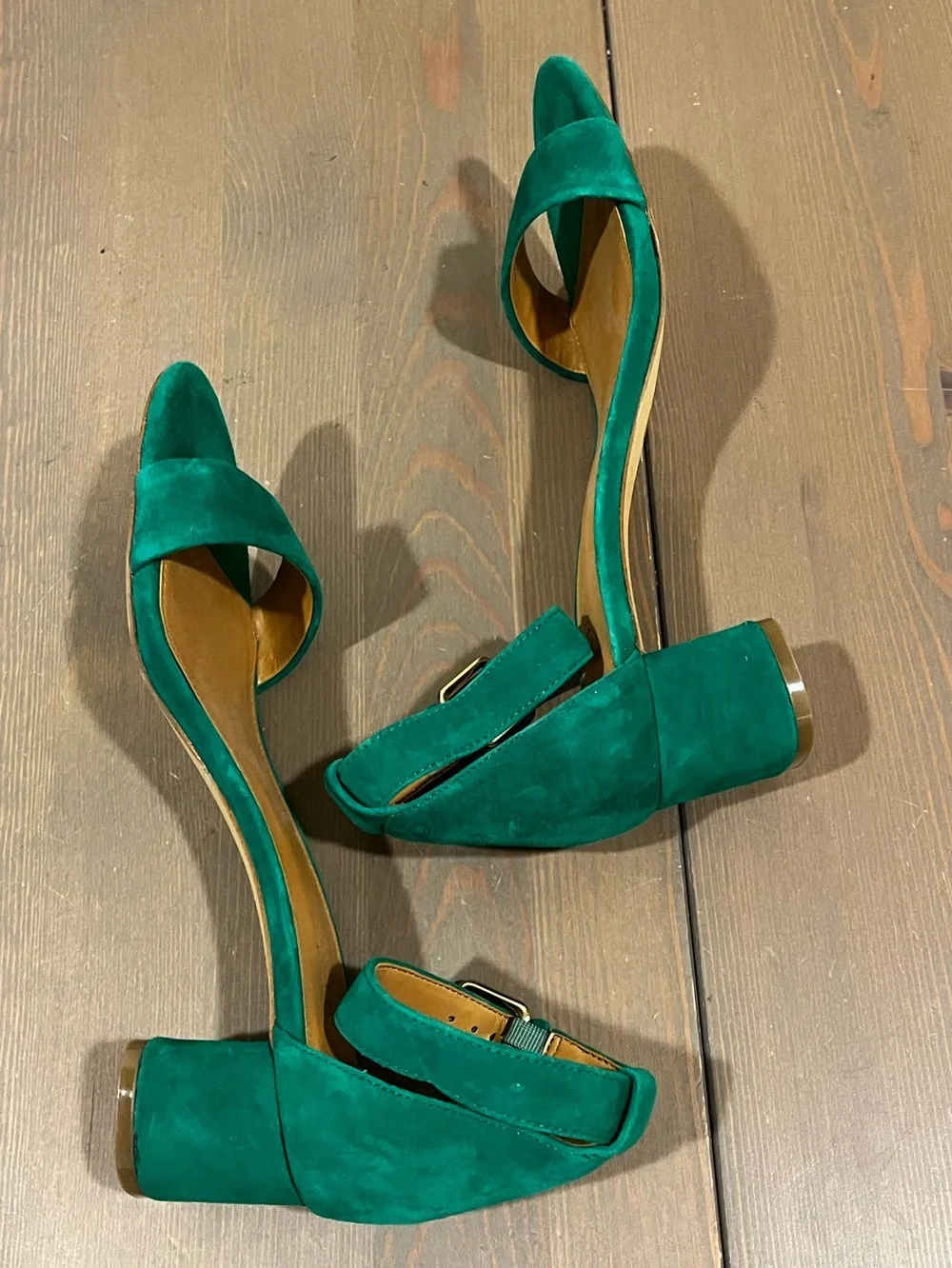 J Crew Sandals Green Suede Chunk Heel Open toe ankle strap Size 6.5 Office
